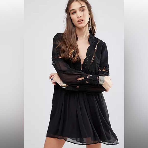 Free People In Dreamland Mini Dress in Wood Ash. Size XS. NWOT - Picture 1 of 12